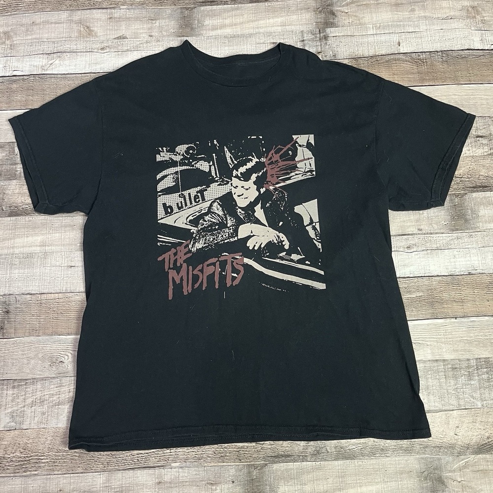 Misfits Shirt Size XL Black Punk Rock Band Tee JFK Better On Red